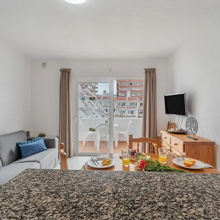 Floritas 23-2 * Playa de las Américas