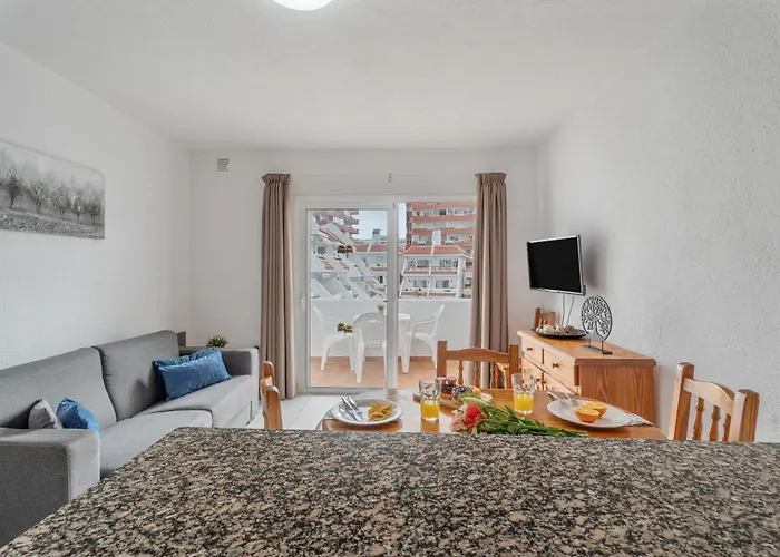 Infinity Pool Views 2 * 플라야데라스아메리카스