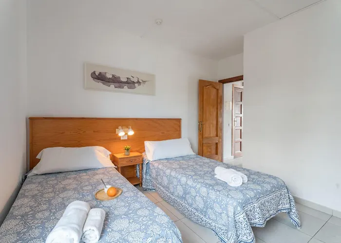 Infinity Pool Views 2 *